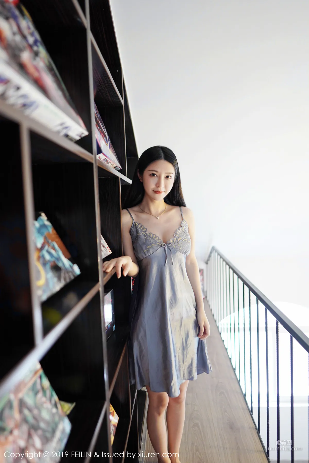 luna Zhang Jingyan, Slim Figure and Delicate Posture [FeiLin] VOL.207 Photo Set photo 30