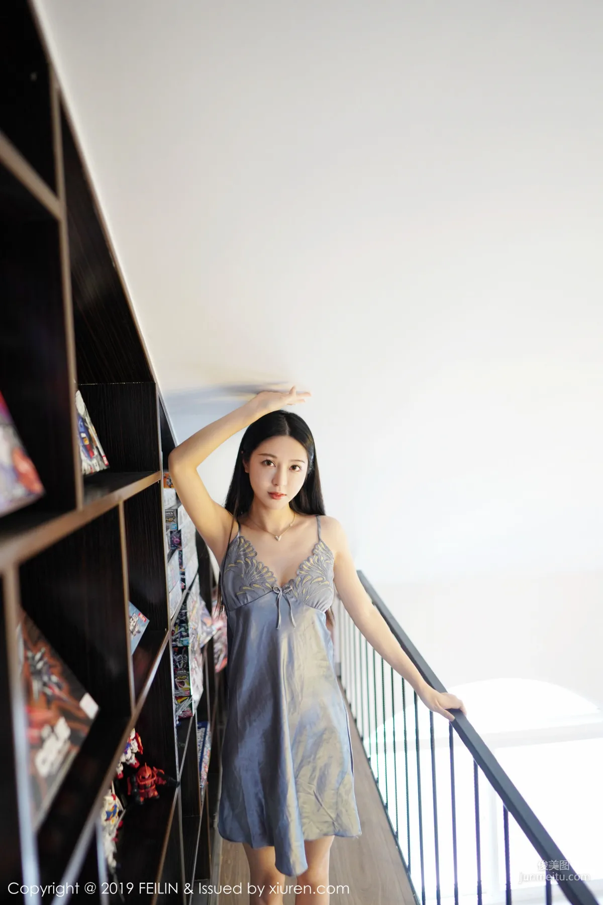 luna Zhang Jingyan, Slim Figure and Delicate Posture [FeiLin] VOL.207 Photo Set photo 39