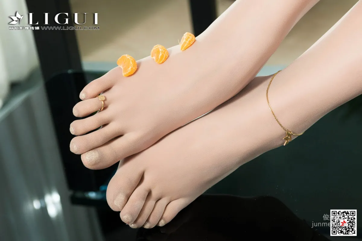 鐘情《香吻絲足》 [麗櫃LiGui] 寫真集 41