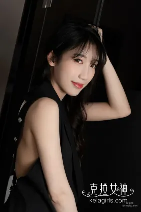 佳瑩《OL晾腳底》 [克拉女神Kelagirls] 寫真集