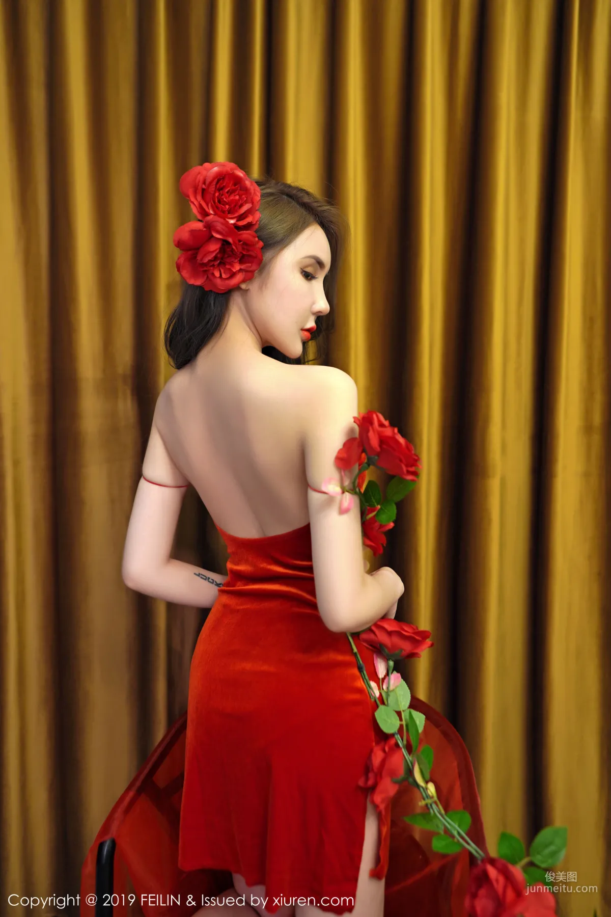 Wuyue yuer, Pretty Face and Slim Versatile Figure [FeiLin] VOL.200 Photo Set photo 15