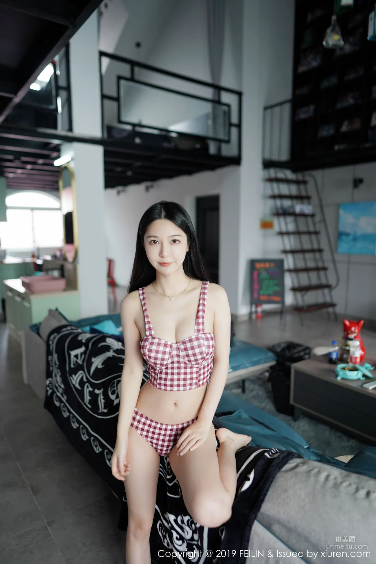 luna Zhang Jingyan, Slim Figure and Delicate Posture [FeiLin] VOL.207 Photo Set photo 24