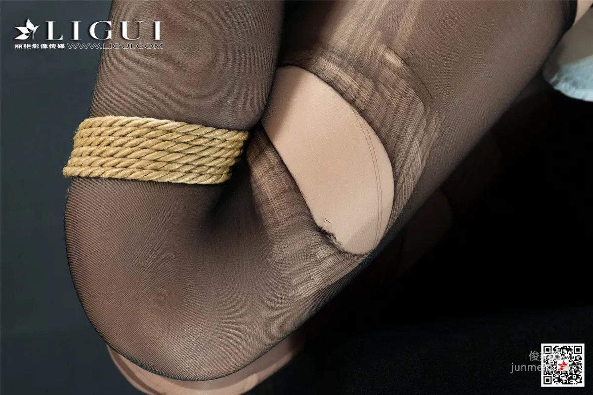 Liang Er, Black Stockings and Rope Art Body Photography [Ligui] Photo Set photo 55