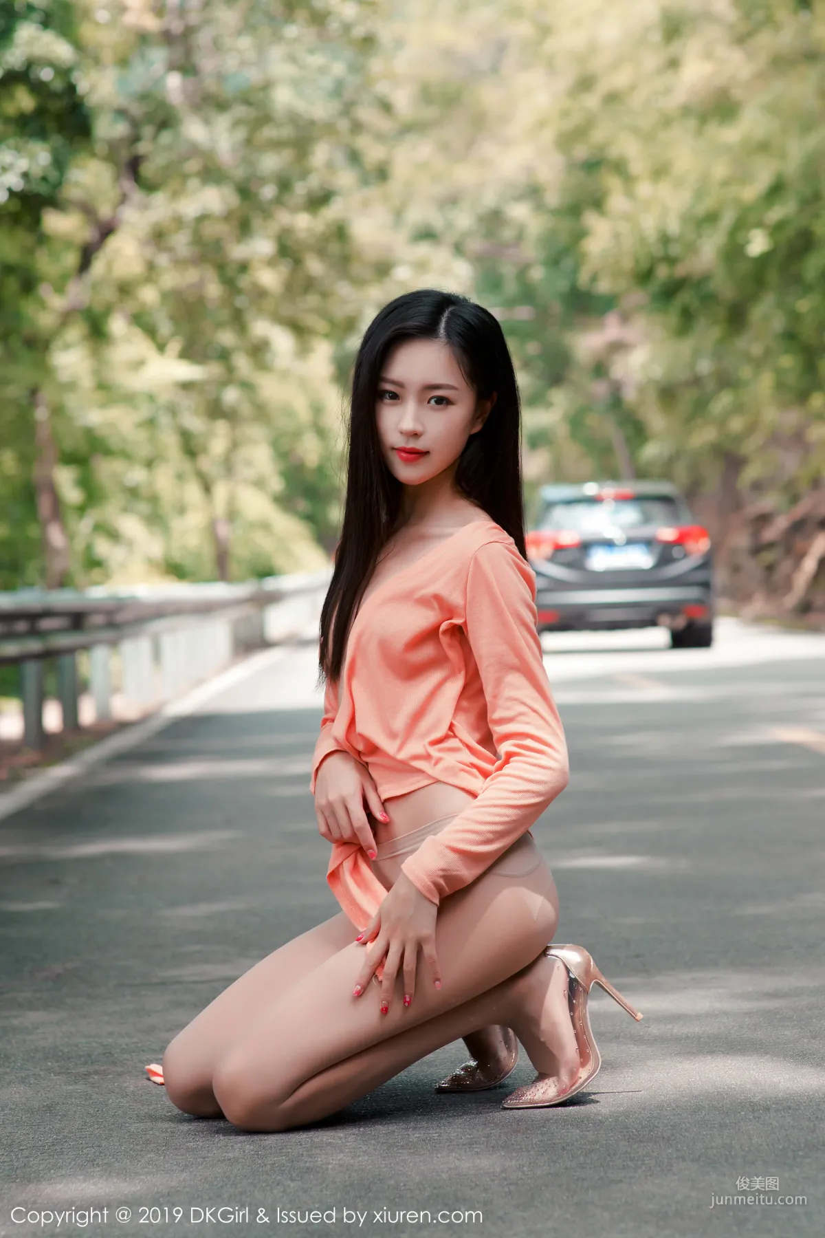 Xiao Ziyi Alice Bold Stockings Outdoor Shoot [DKGirl] Vol.114 Photo Set photo 43