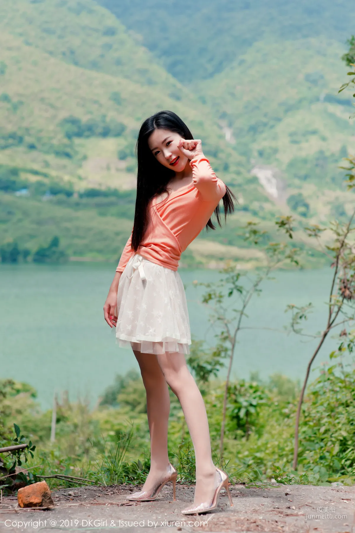 Xiao Ziyi Alice Bold Stockings Outdoor Shoot [DKGirl] Vol.114 Photo Set photo 3