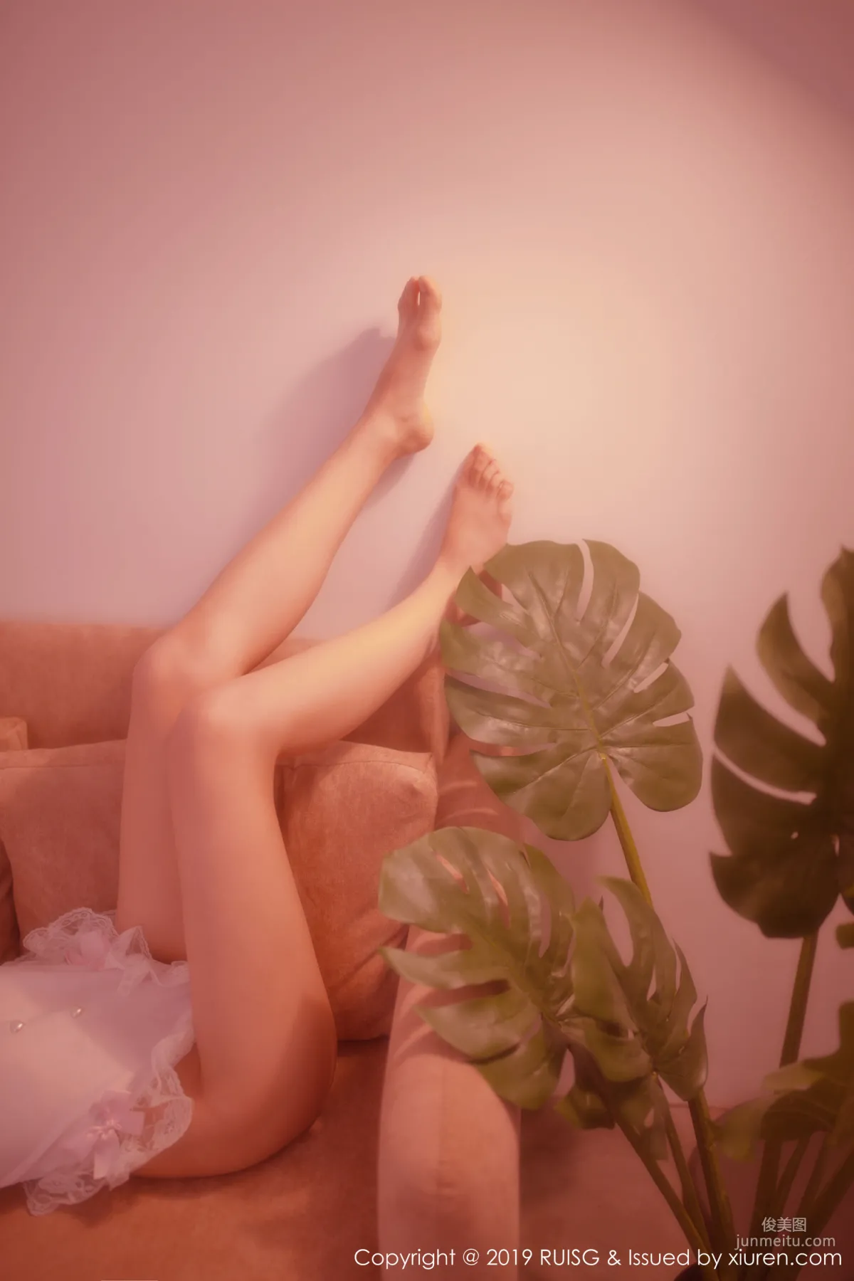 Xiaoputao miki, Aesthetic Yet Sexy [MICAT] Vol.085 Photo Set photo 43