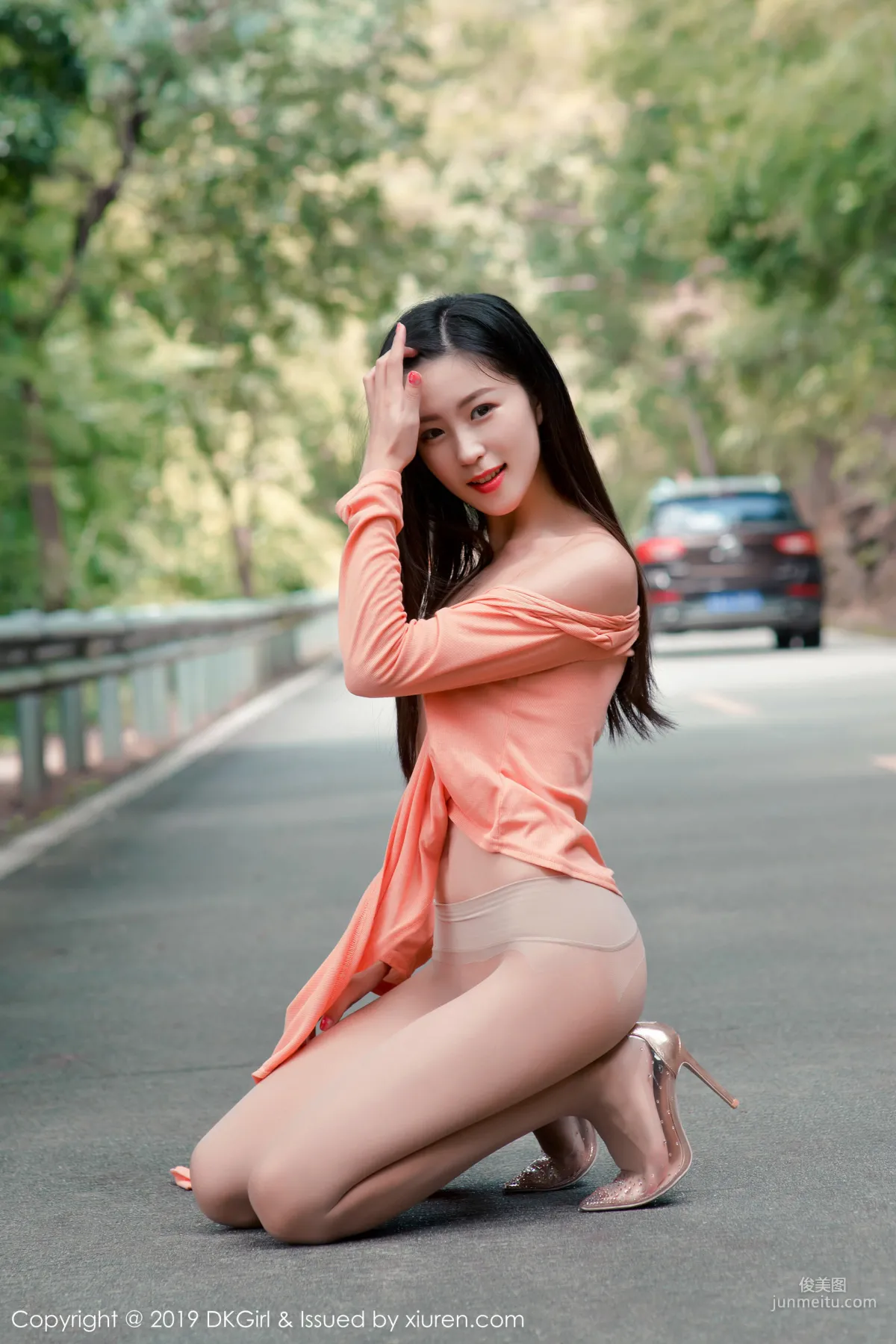 Xiao Ziyi Alice Bold Stockings Outdoor Shoot [DKGirl] Vol.114 Photo Set photo 44