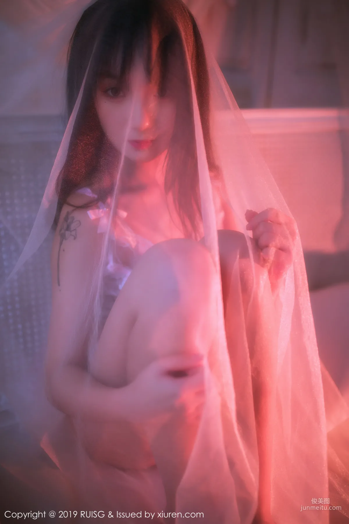 Xiaoputao miki 'The Clever Combination of Dreamy Light and Tempting Lace' [MICAT] Vol.079 Photo Set photo 3