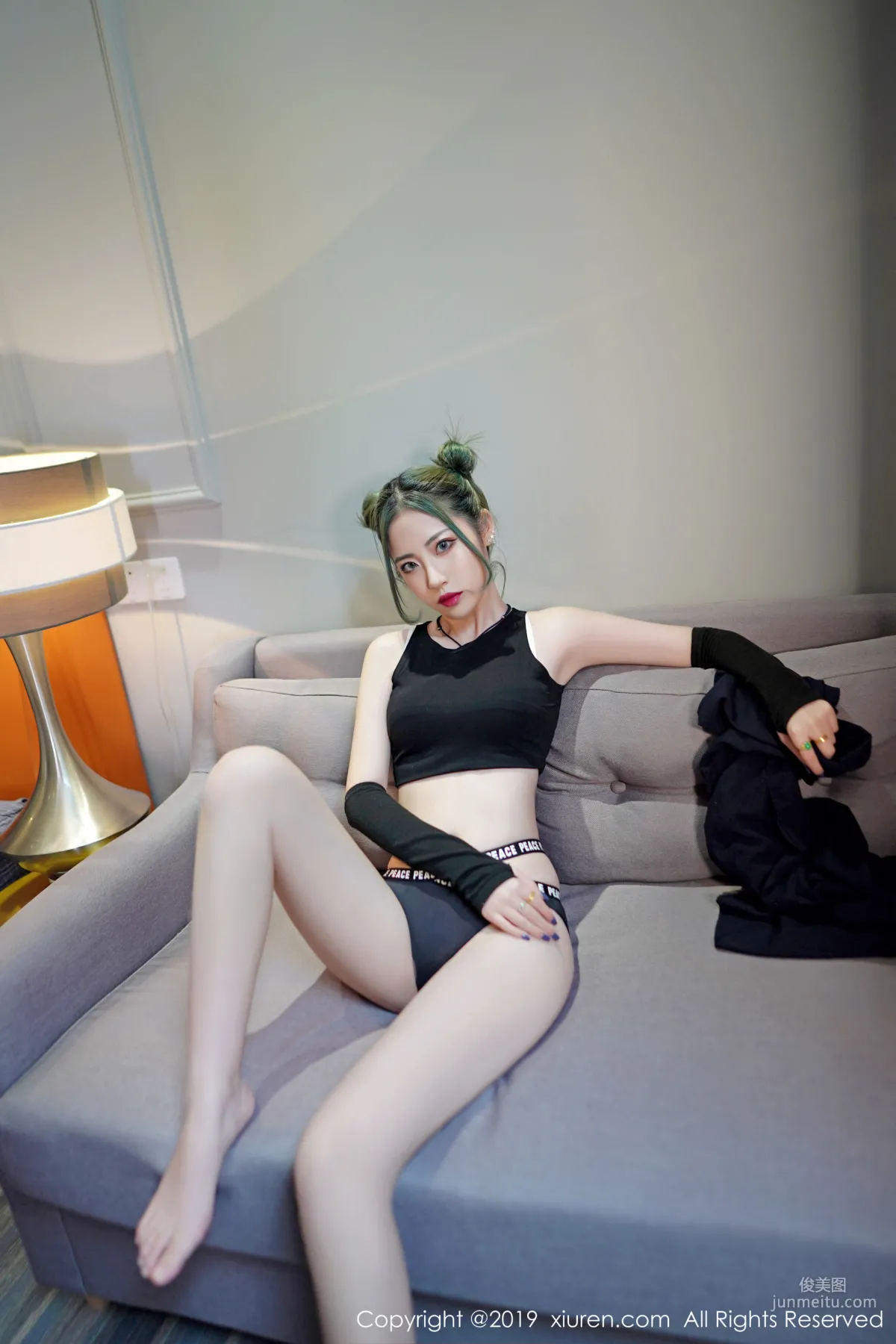Jia Shihan, Slender Beautiful Legs Straight and Smooth [XiuRen] No.1644 Photo Set photo 27