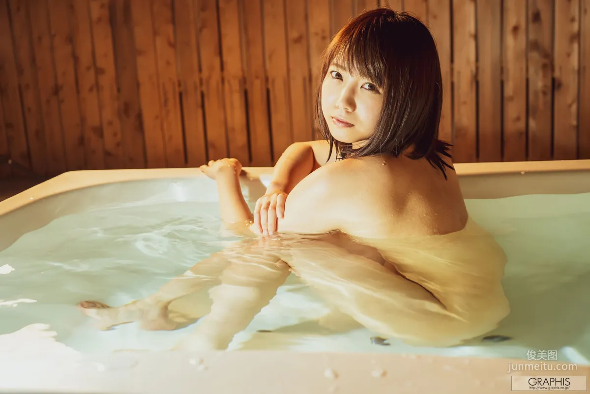 Makoto Toda: Graphis photo 8