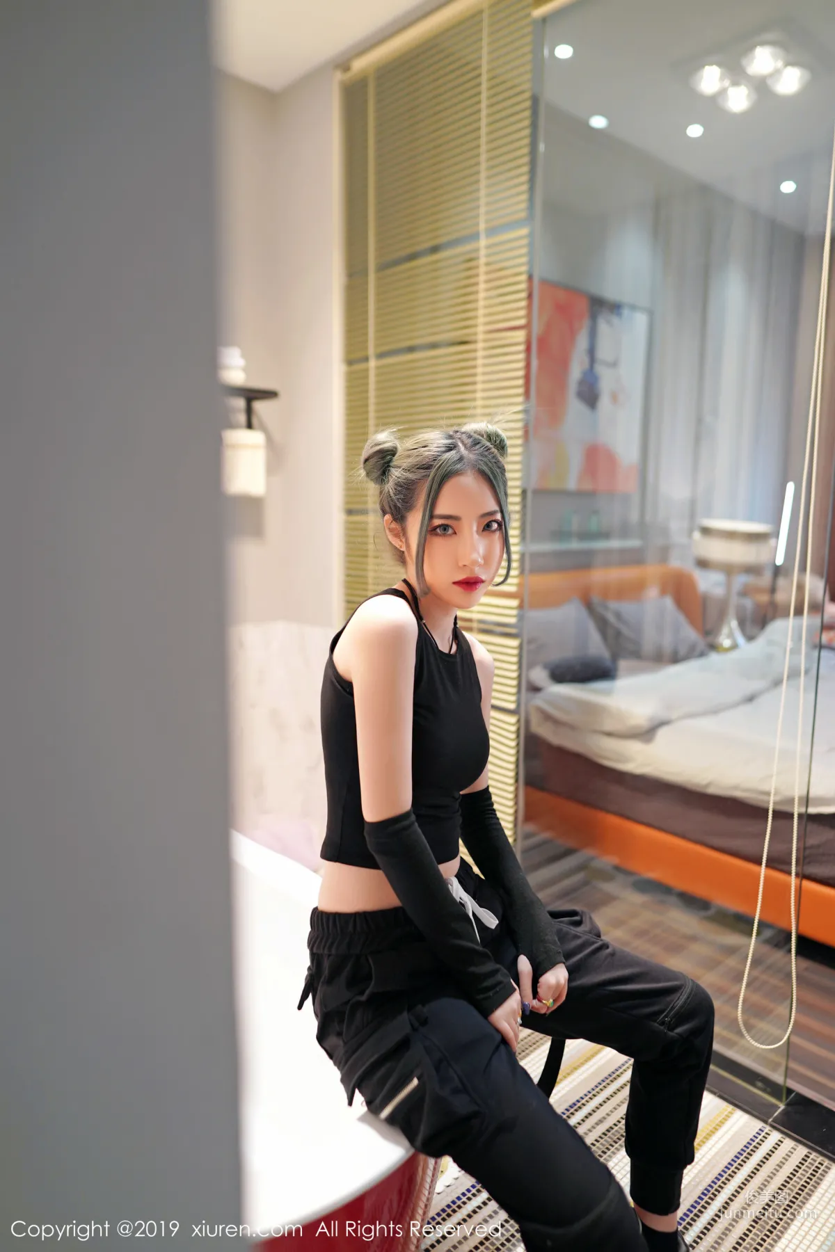Jia Shihan, Slender Beautiful Legs Straight and Smooth [XiuRen] No.1644 Photo Set photo 16