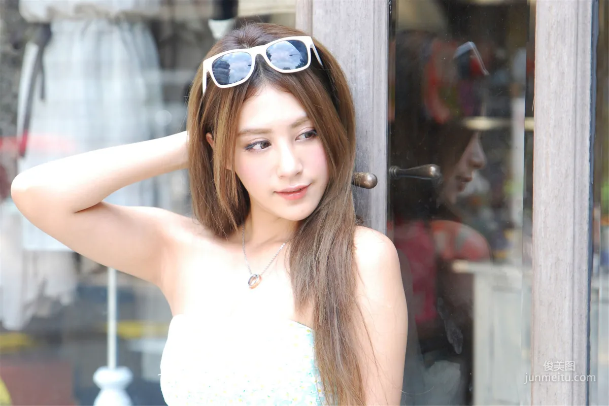Xia Qing: Web Idols photo 5