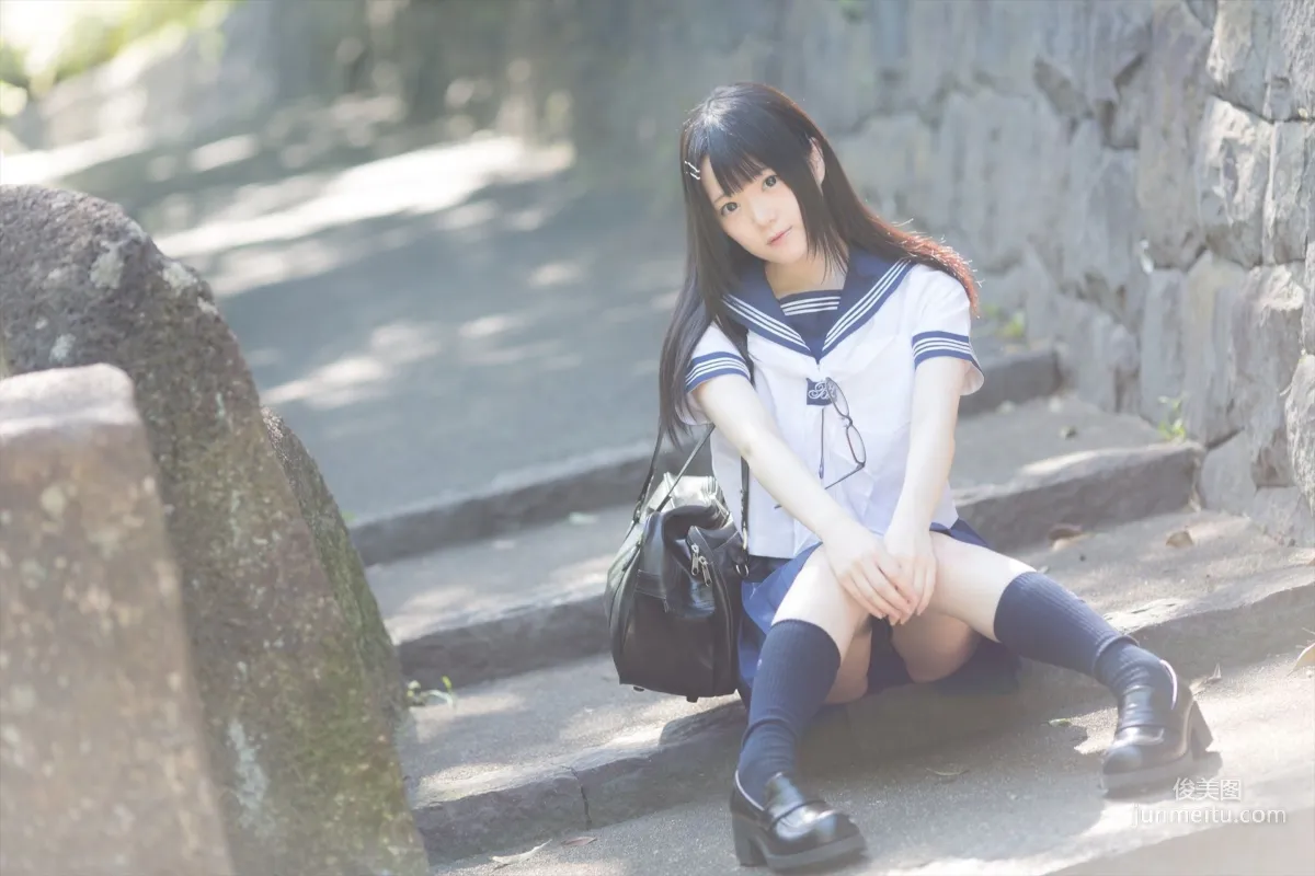 まきろん。《君夏 - 君と僕の夏休み》 制服  写真集3