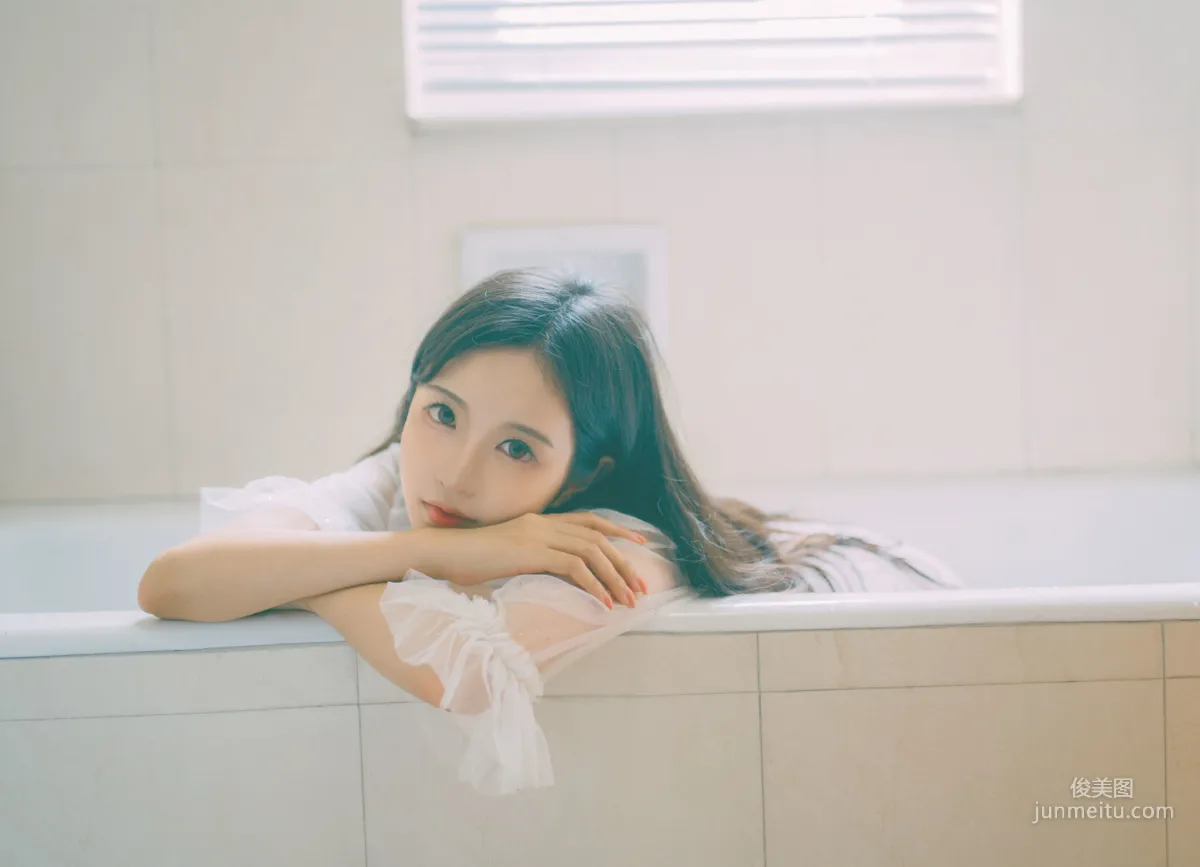 Shika Xiao Lulu: Bathtub [COSPLAY] Photo Set photo 8