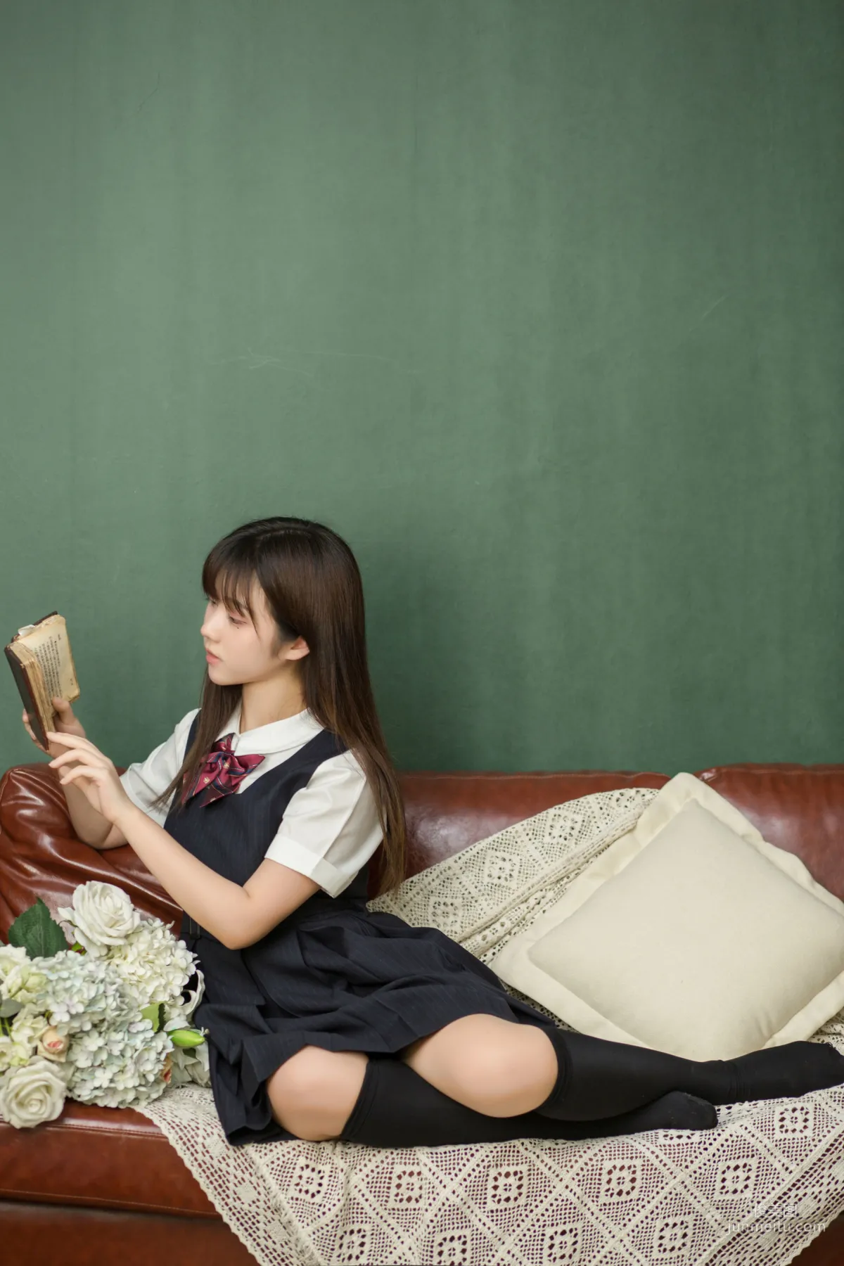 Ji Jingjiang: Web Idols photo 11