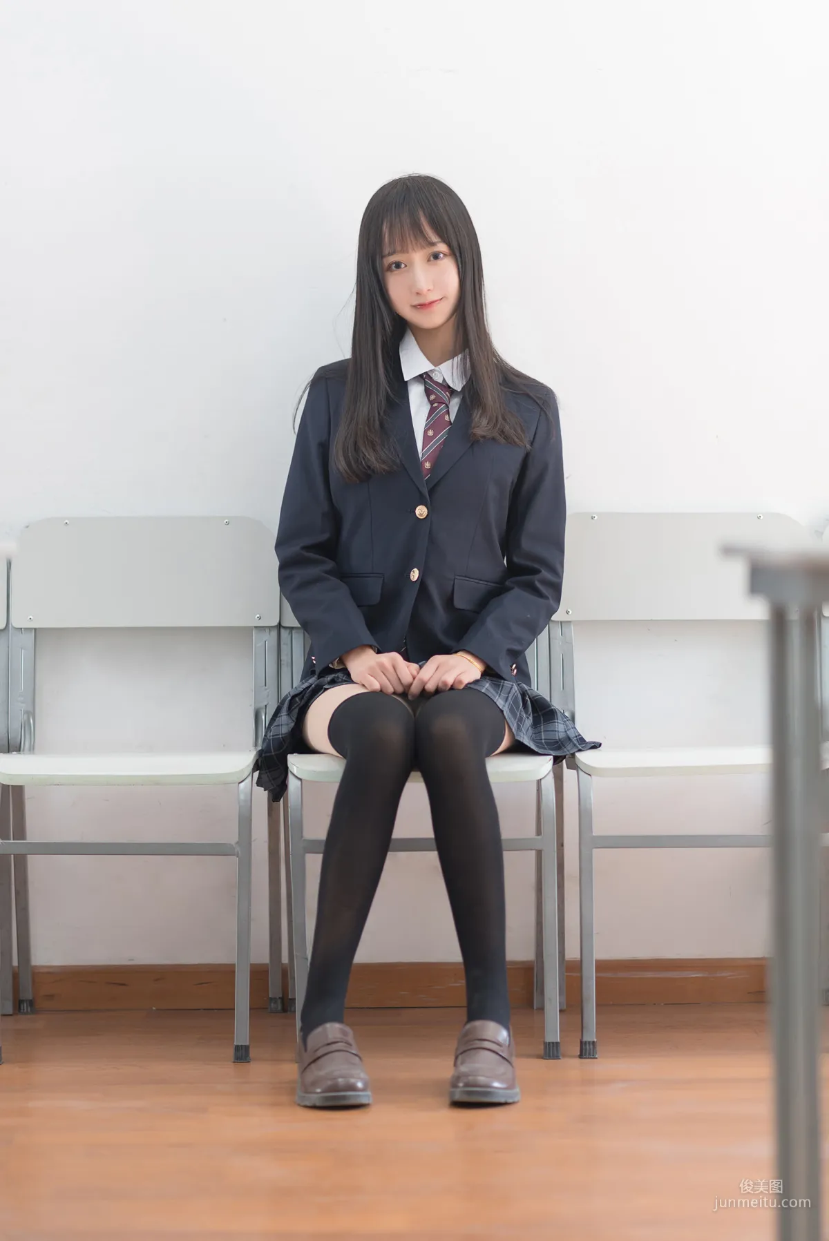 萌妹木绵绵OwO《西式JK》 [COSER美女] 写真集44
