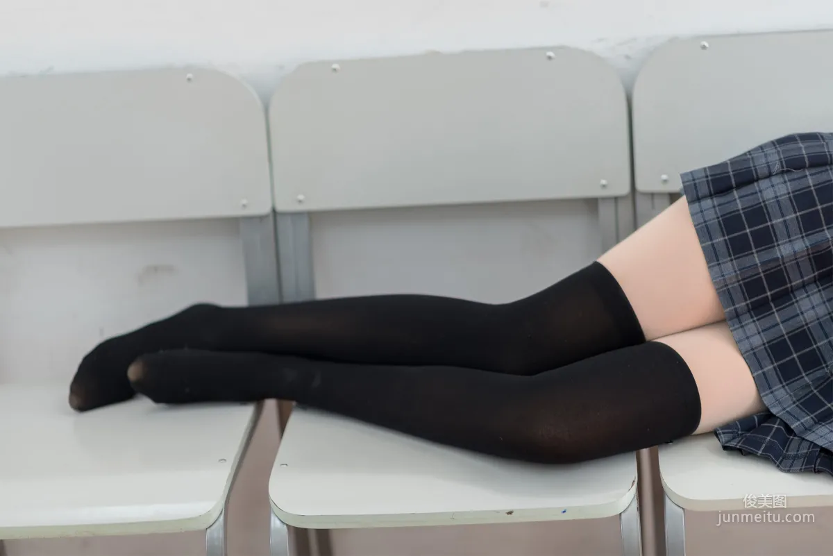 萌妹木绵绵OwO《西式JK》 [COSER美女] 写真集11