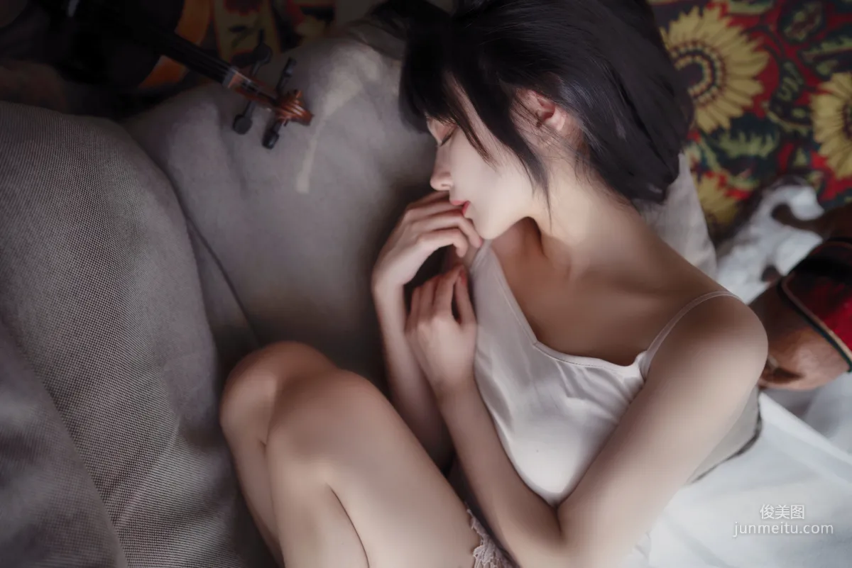 COSER Xiao Lulu Shika, Long-Haired Girl [Cosplay] Photo Set photo 3