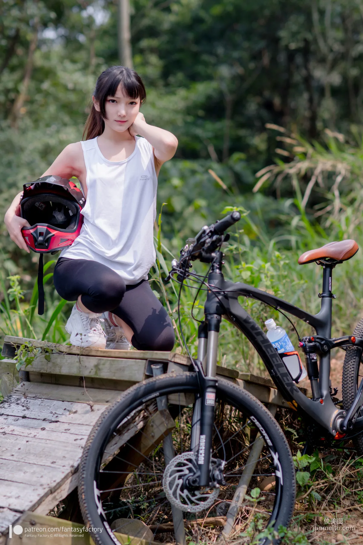 Xiao Ding: Web Idols photo 3