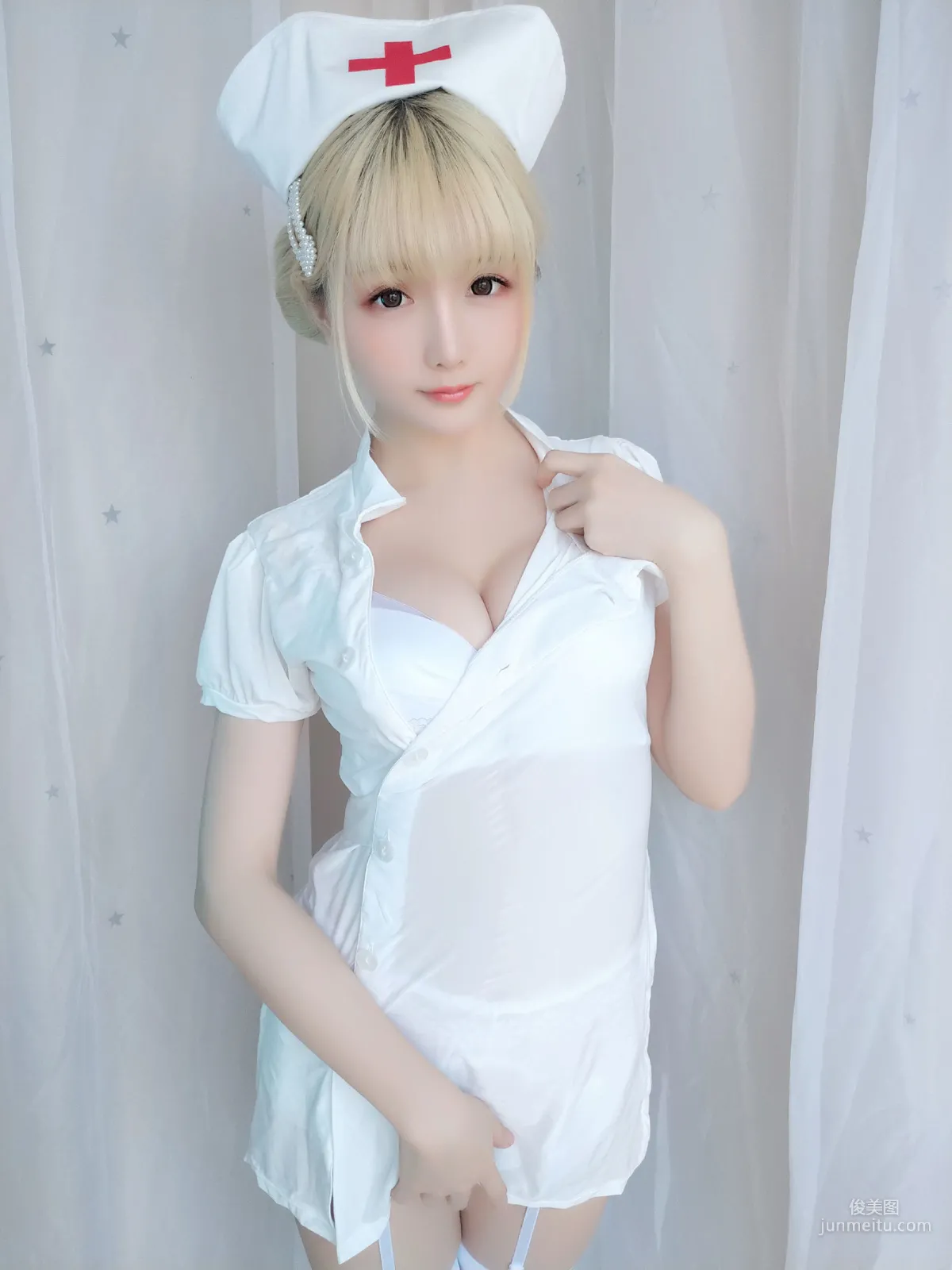 星之迟迟 《夜勤病栋》  [福利COSPLAY] 写真集53