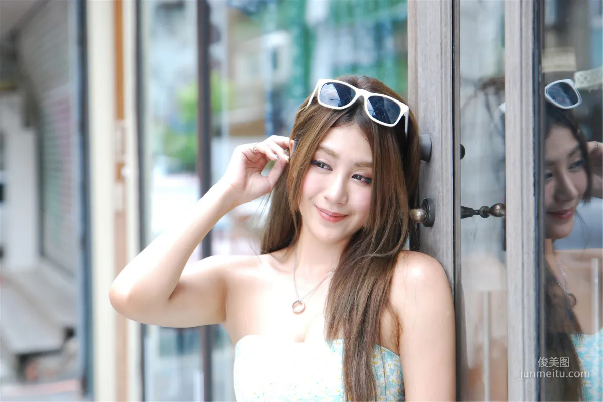 台湾女郎夏晴MISO《时尚街拍》 写真集50