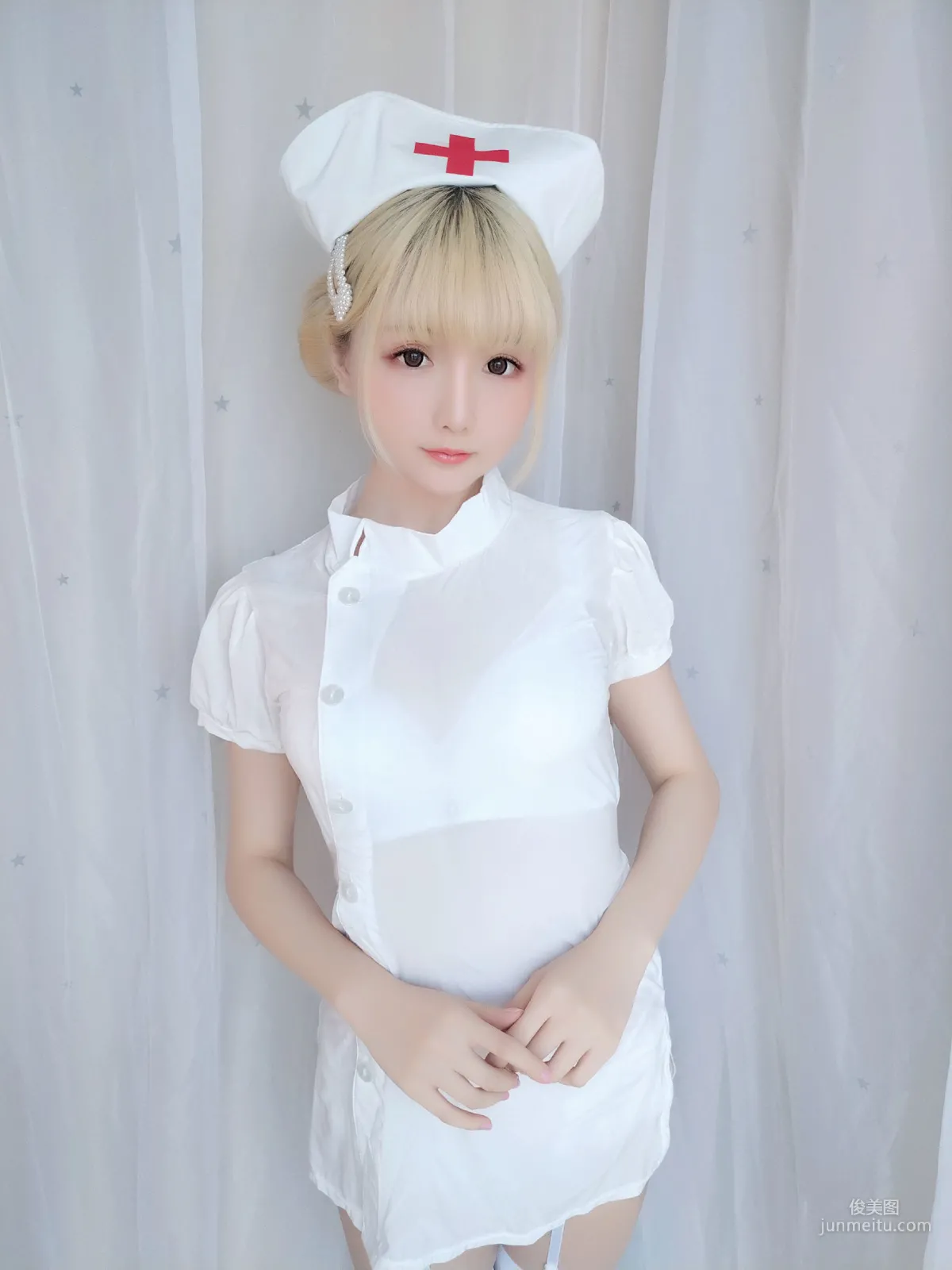 星之迟迟 《夜勤病栋》  [福利COSPLAY] 写真集50