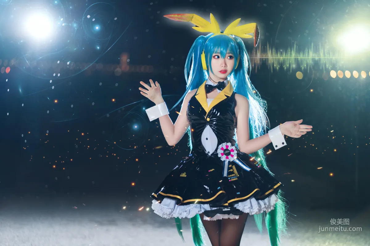 Mianbing Xianer, Hatsune Miku [Cosplay] Photo Set photo 10
