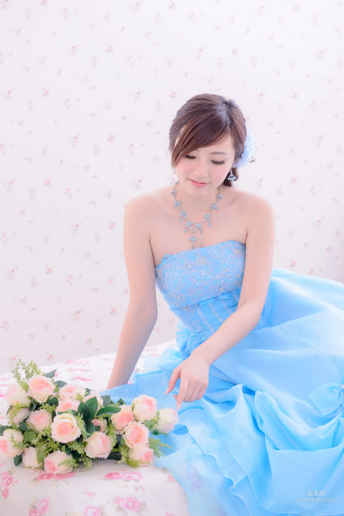 陈思颖 《蓝白婚纱影集》 写真集67