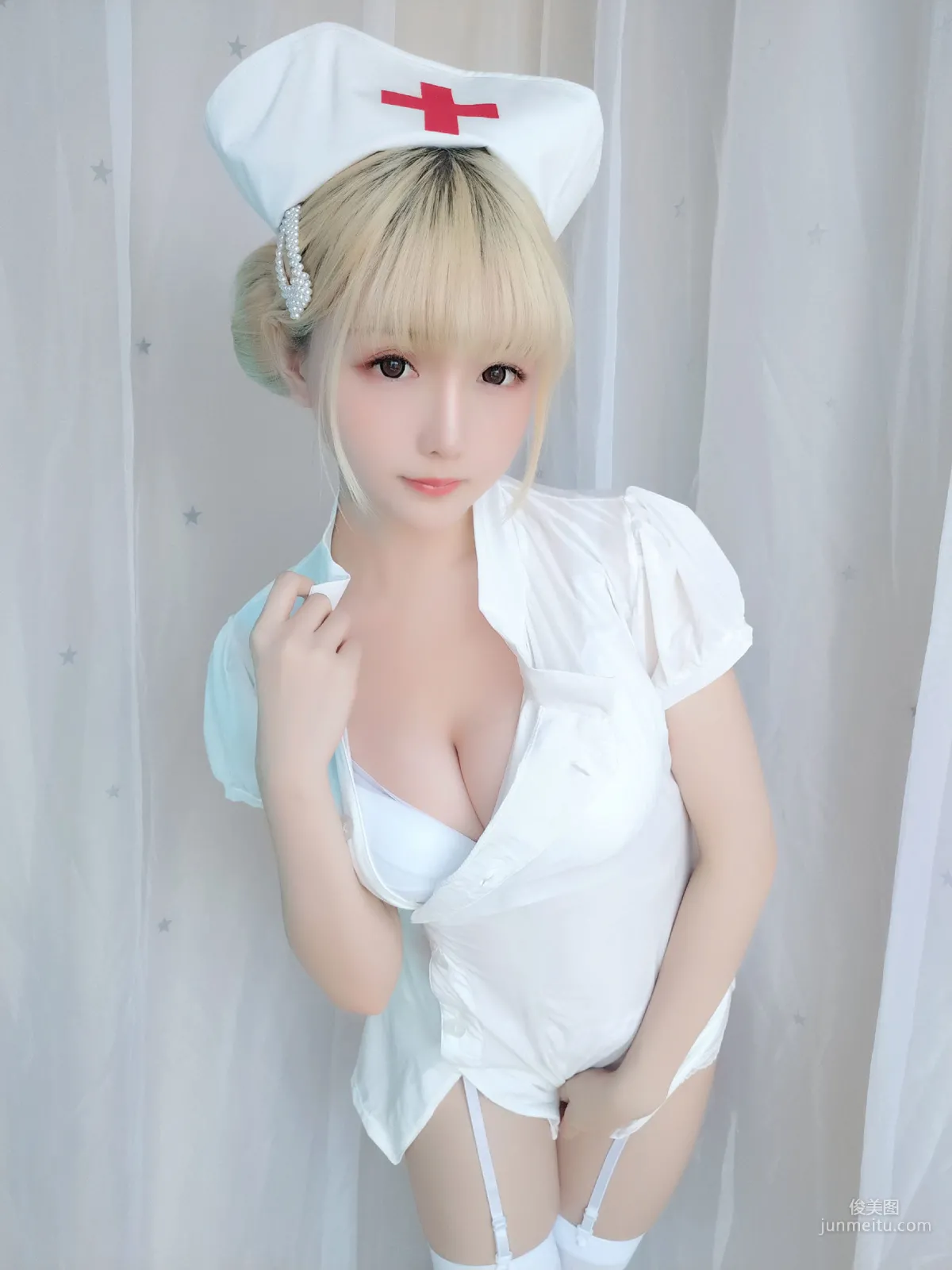 星之迟迟 《夜勤病栋》  [福利COSPLAY] 写真集36