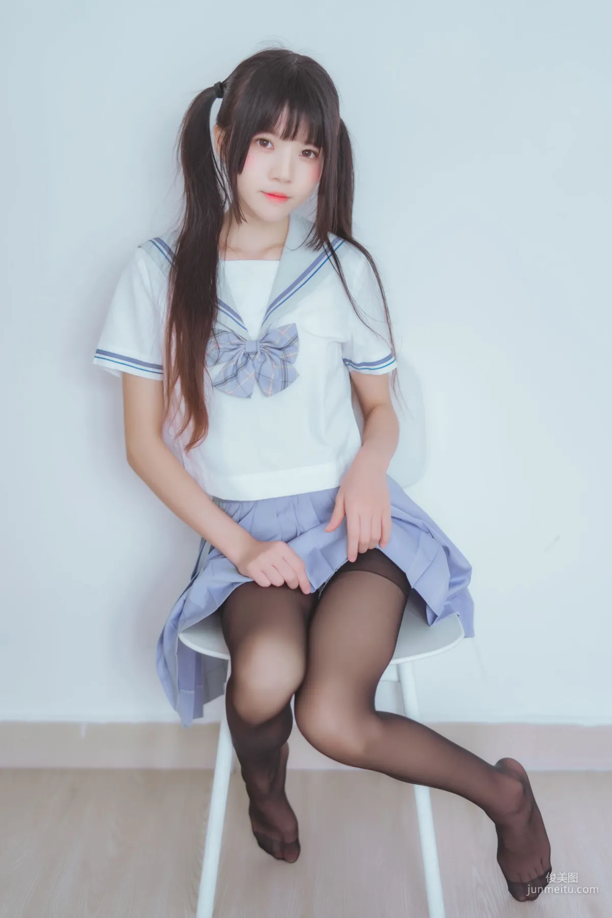 Ying Taomiao: Web Idols photo 6