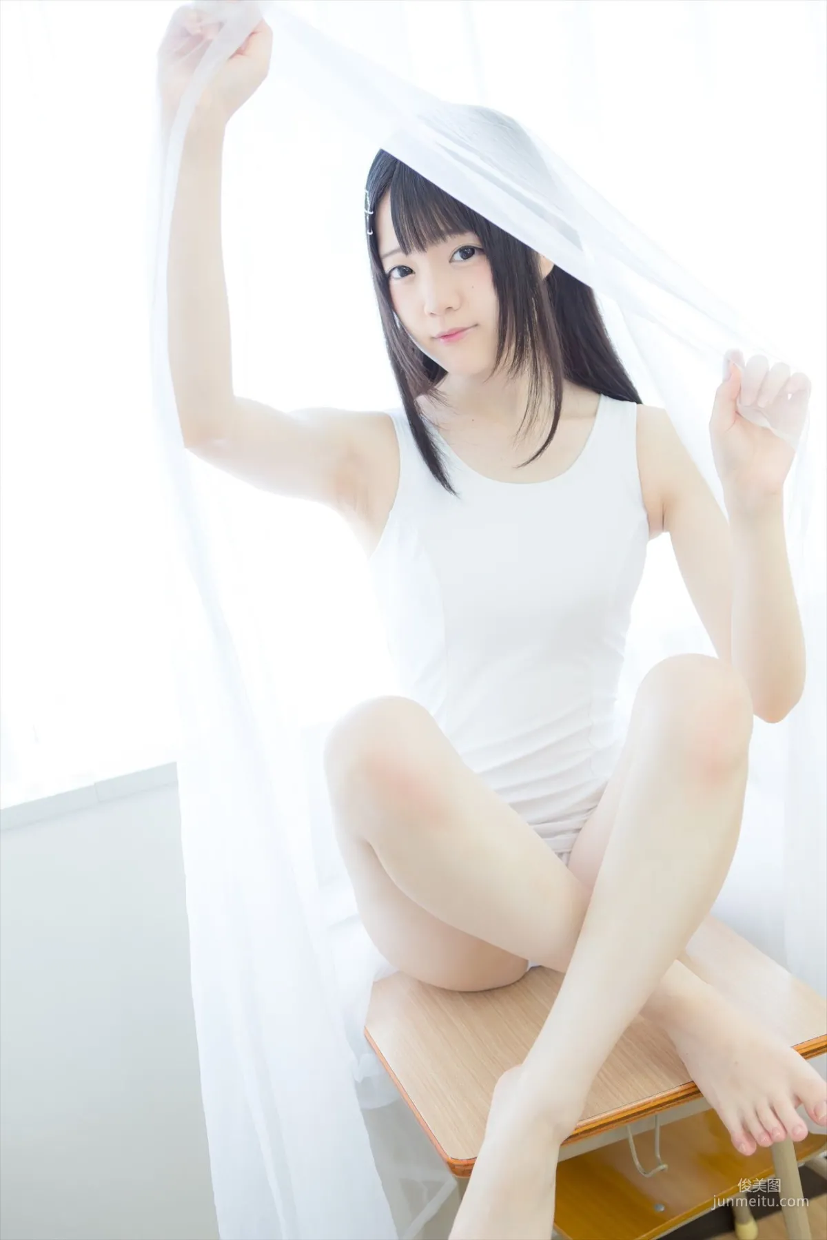まきろん。《君夏 - 君と僕の夏休み》 白スク 写真集20