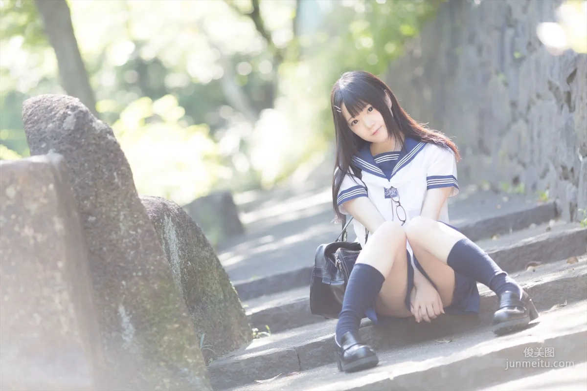 まきろん。《君夏 - 君と僕の夏休み》 制服 寫真集 3