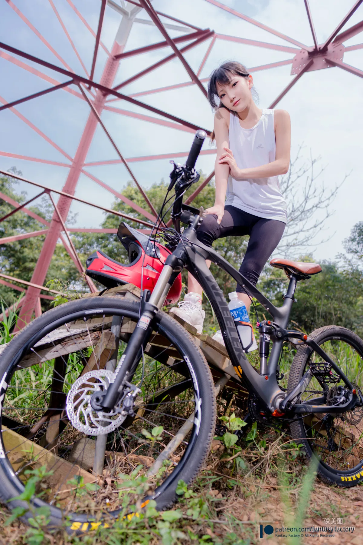 Xiao Ding: Web Idols photo 4