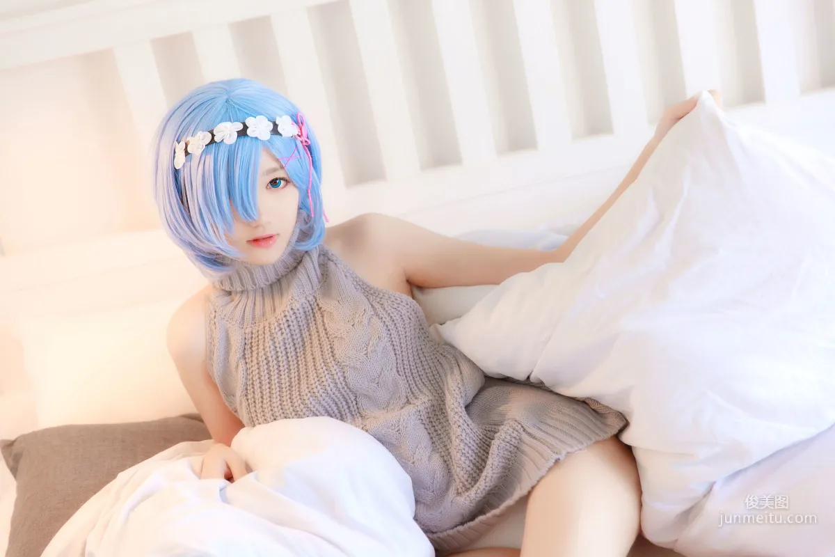 南桃Momoko《蕾姆露背毛衣》 [COSPLAY美女] 写真集12