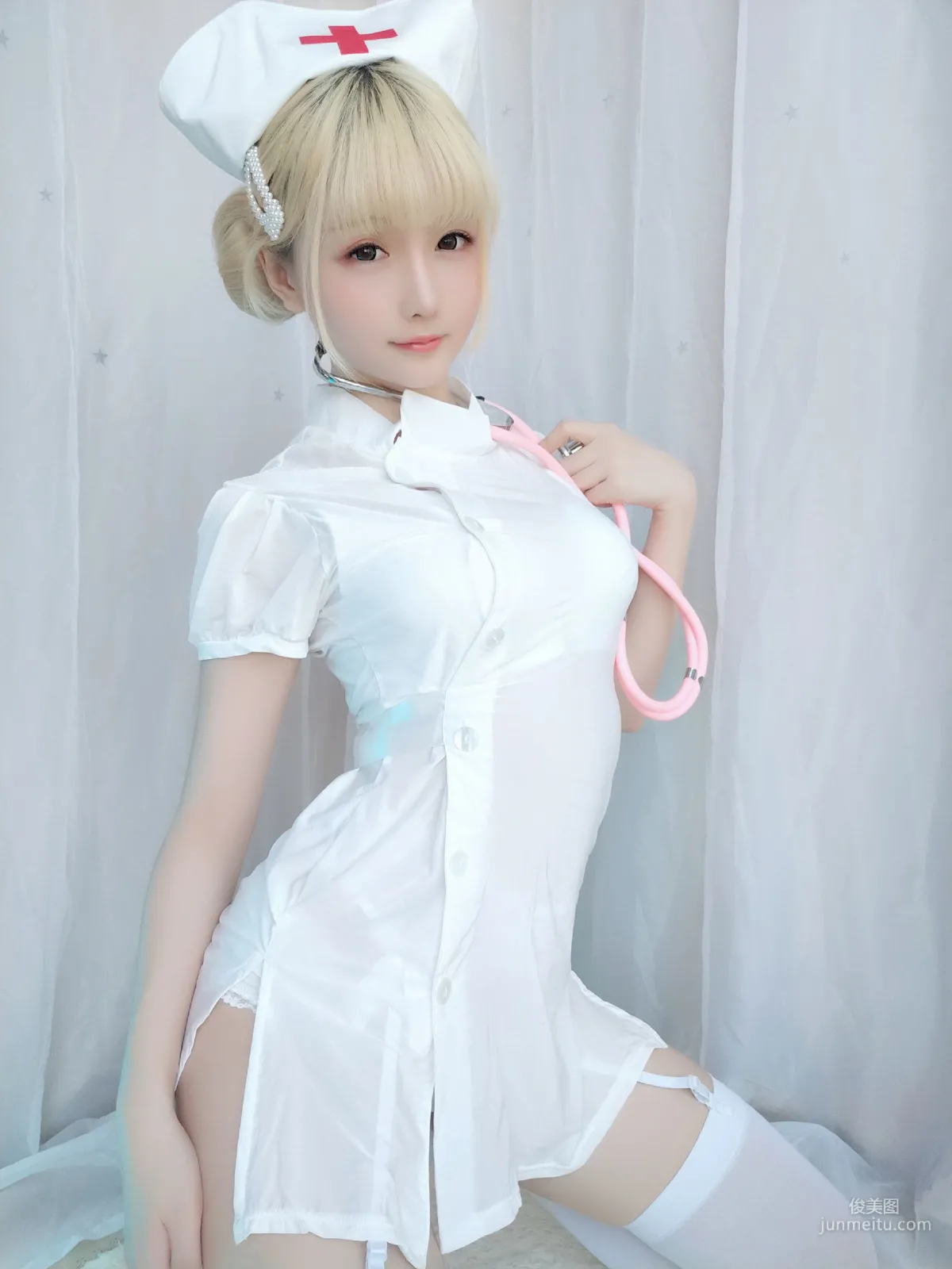星之迟迟 《夜勤病栋》  [福利COSPLAY] 写真集48