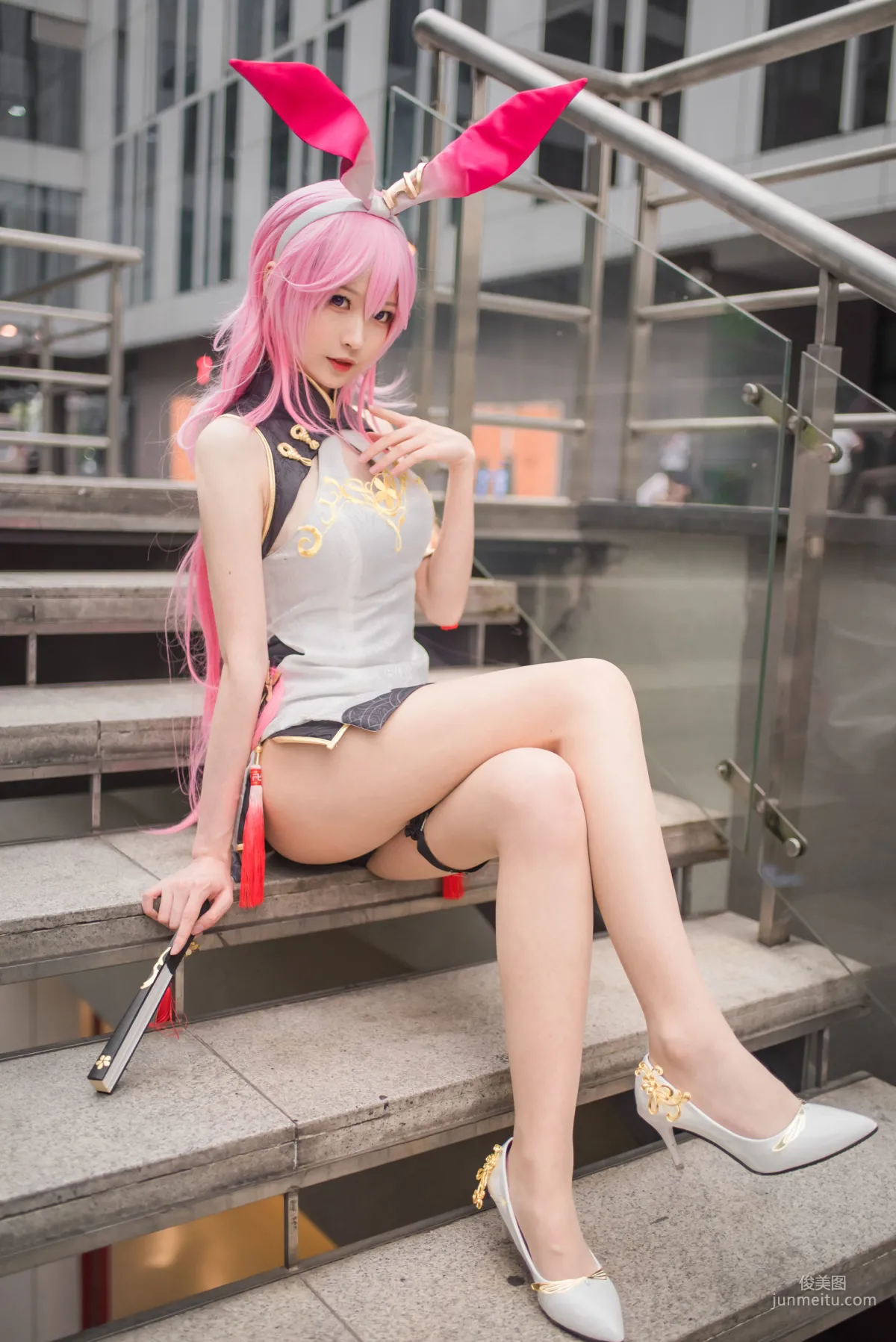 南宫《粉红兔女郎》 [COSPLAY福利] 写真集1