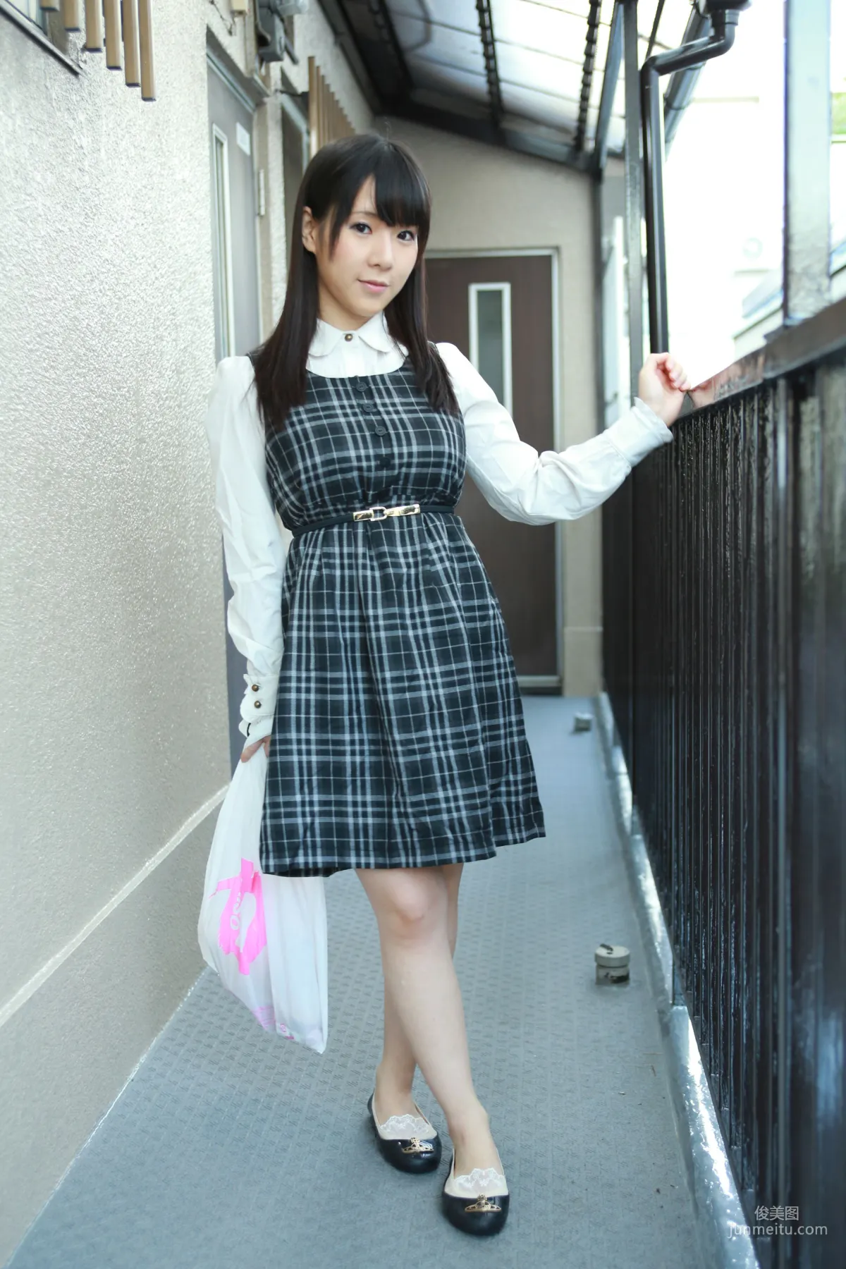 雨宫留菜 《ふたり暮らし画像 》写真集1