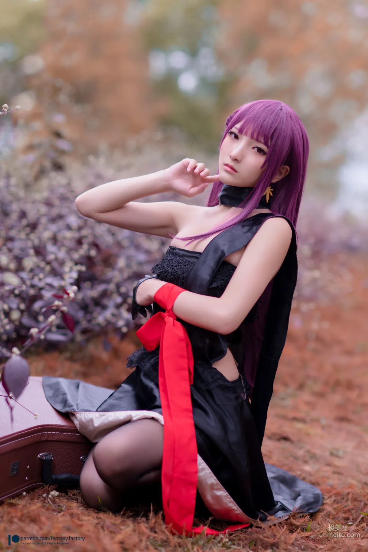 COSER小丁《黑丝+黑胶+女杀手》 [Fantasy Factory] 写真集62