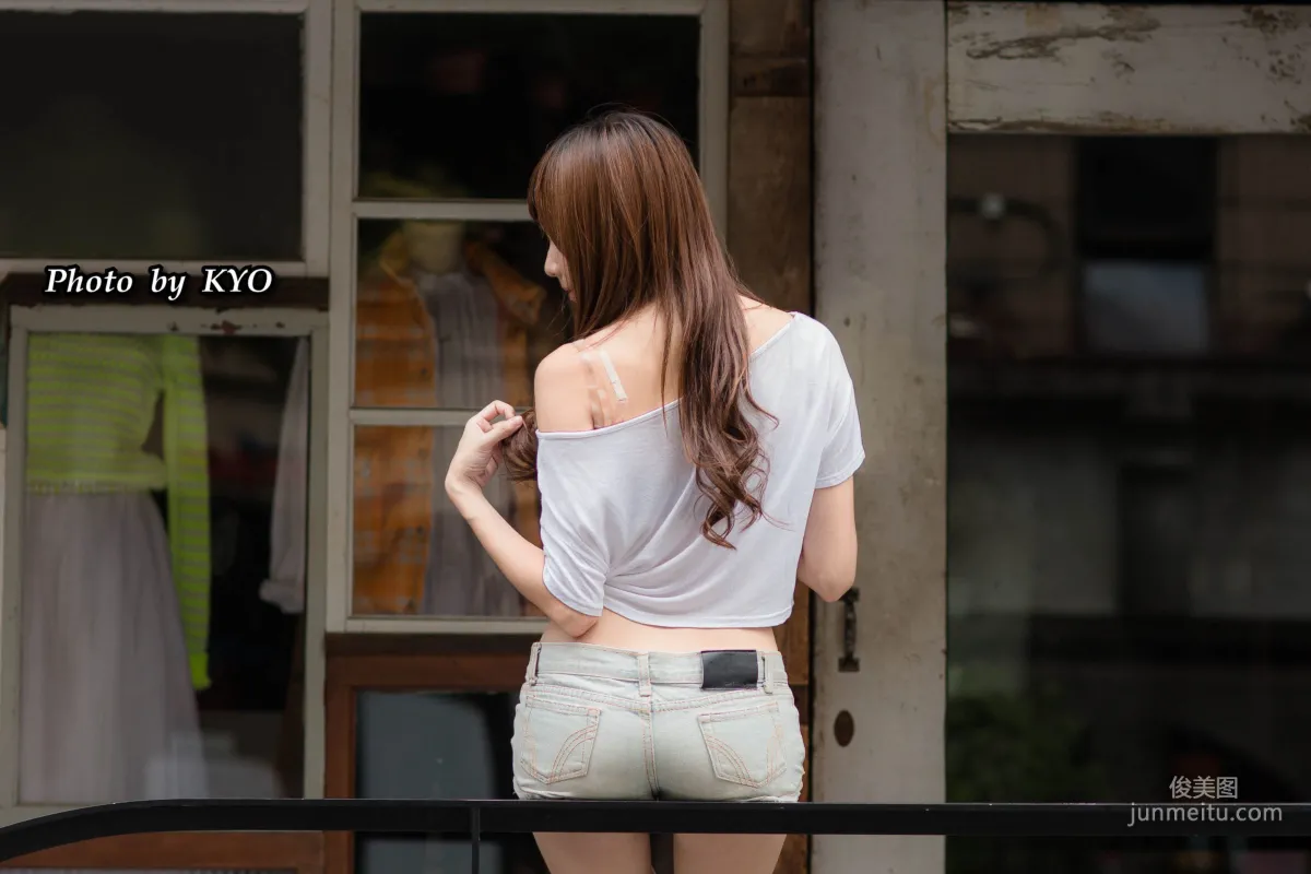 Zhang Yazhu Chu, Blooming in Zhongxiao Dunhua Outdoor Shoot Photo Set photo 3