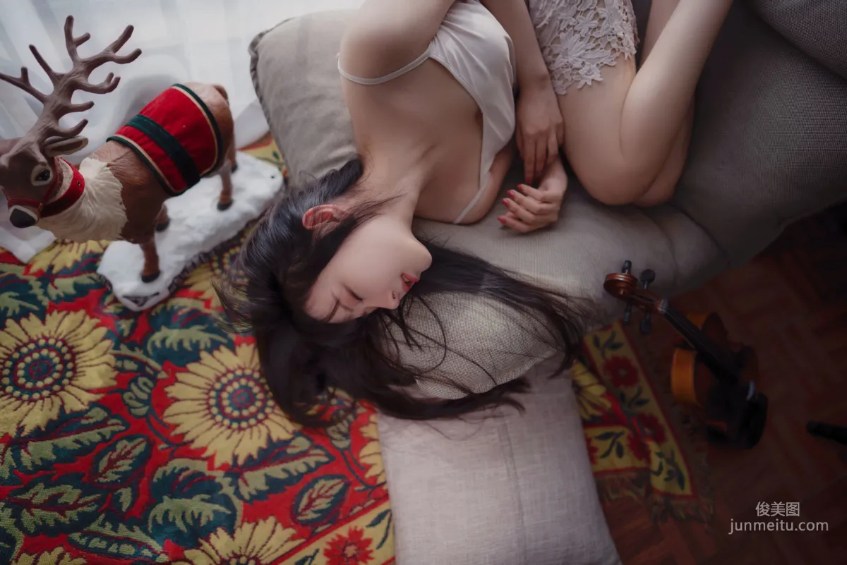 COSER Xiao Lulu Shika, Long-Haired Girl [Cosplay] Photo Set photo 5