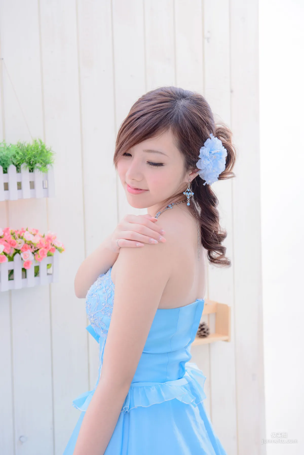 陈思颖 《蓝白婚纱影集》 写真集5