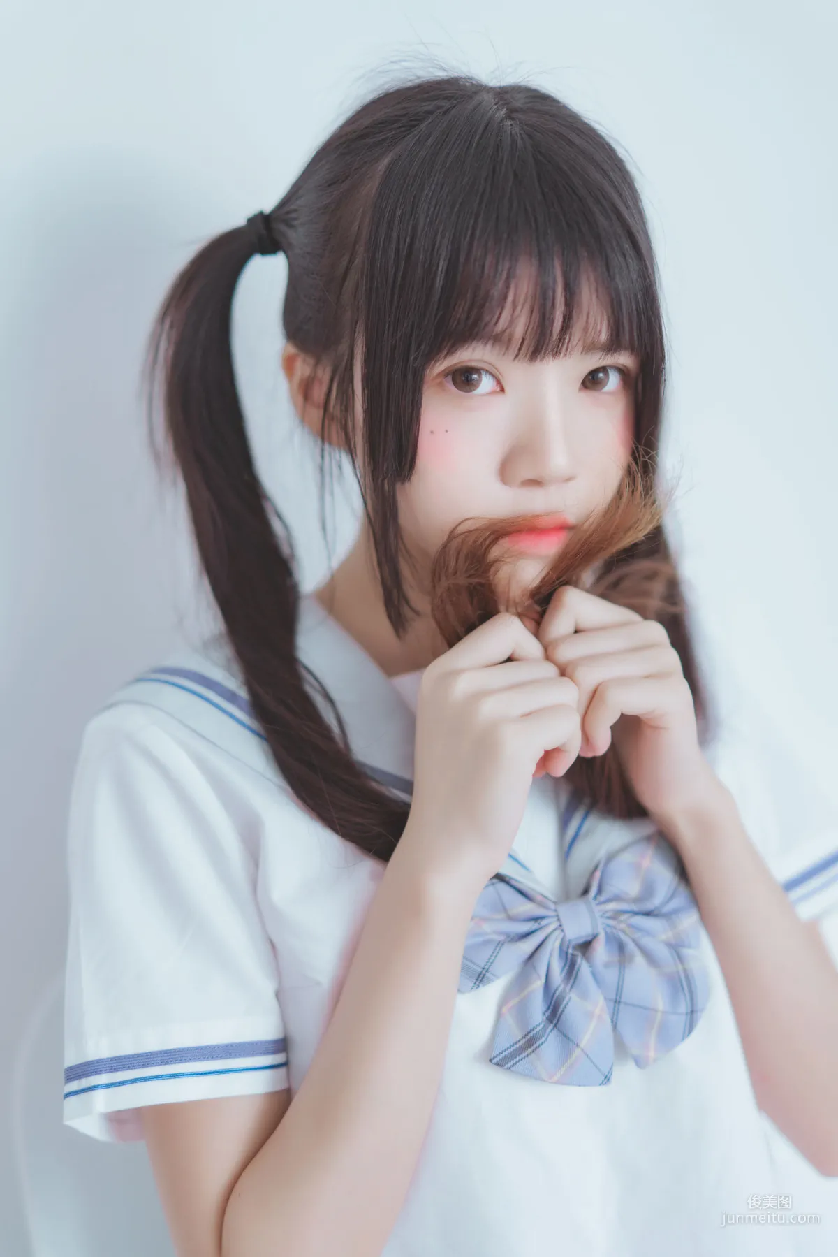 Ying Taomiao: Web Idols photo 7