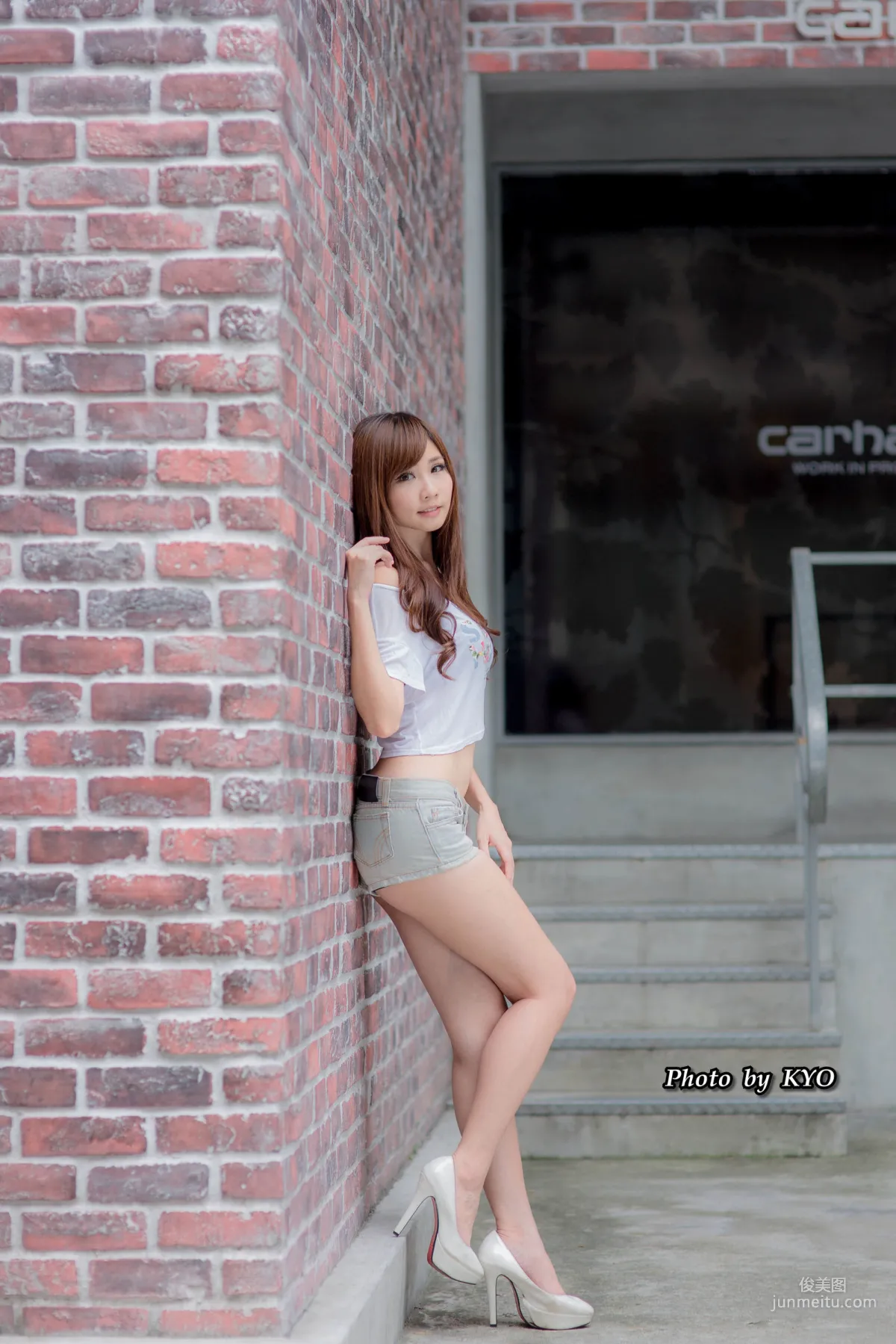 Zhang Yazhu Chu, Blooming in Zhongxiao Dunhua Outdoor Shoot Photo Set photo 6