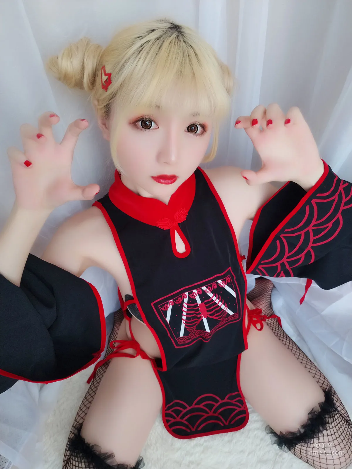 星之遲遲 《幼齒僵屍包》 [福利COSPLAY] 寫真集 6