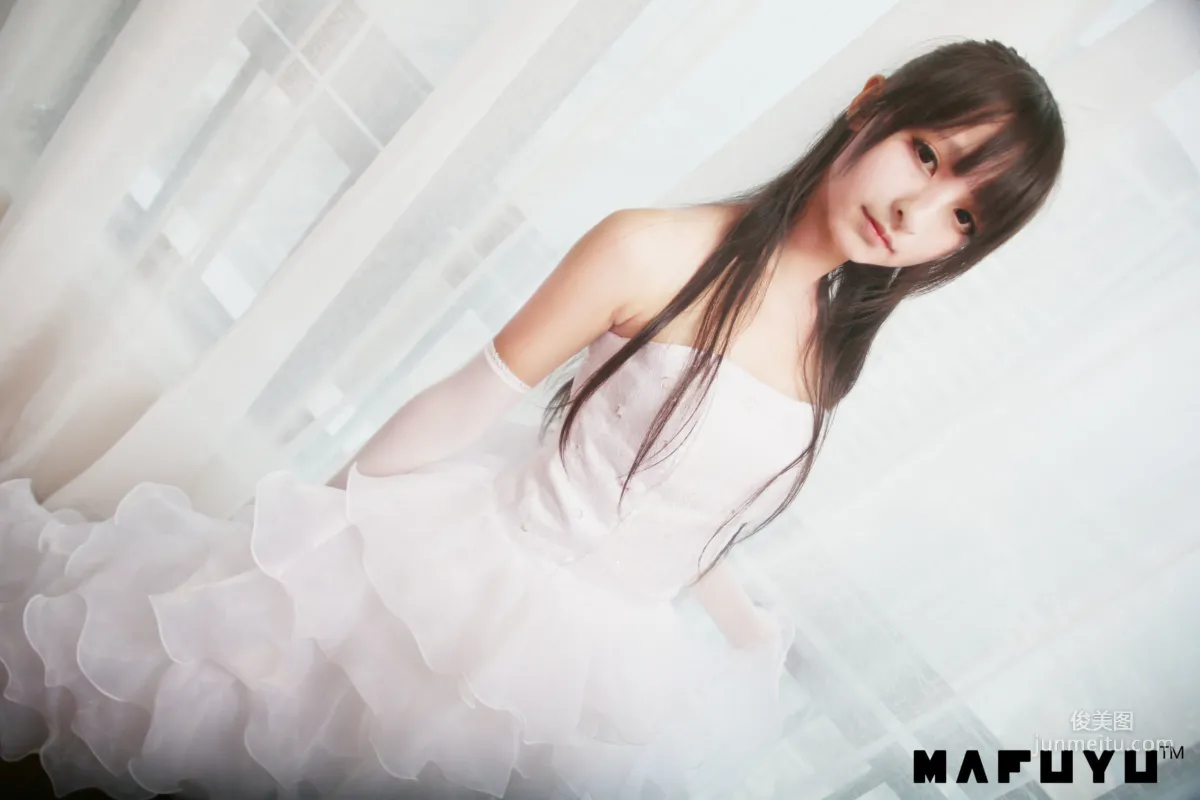 神楽坂真冬《婚紗系列》 [福利COSPLAY] 寫真集 12