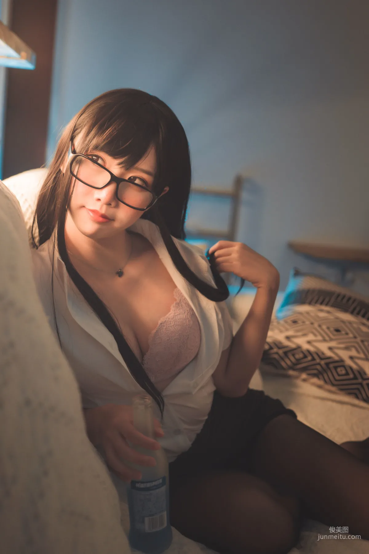 面饼仙儿《黑丝OL》 [福利COSPLAY] 写真集19