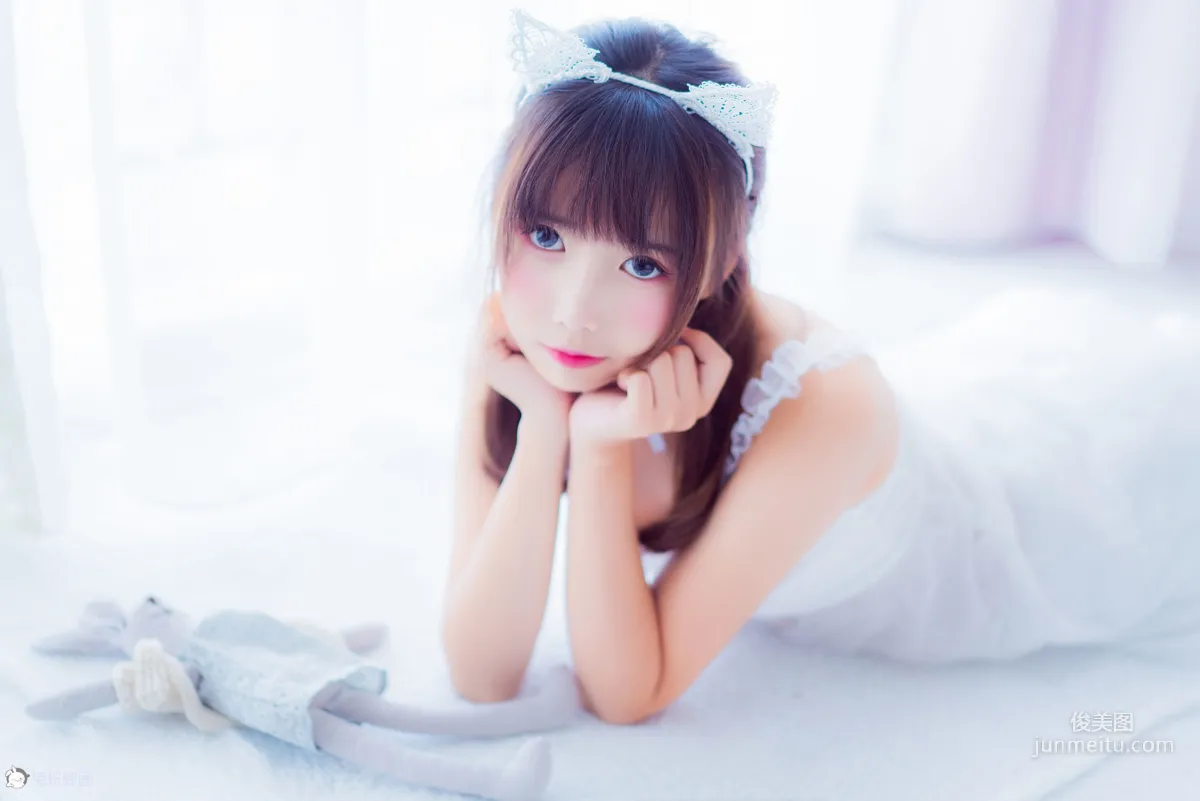 面餅仙兒《吊帶睡衣》 [福利COSPLAY] 寫真集 30