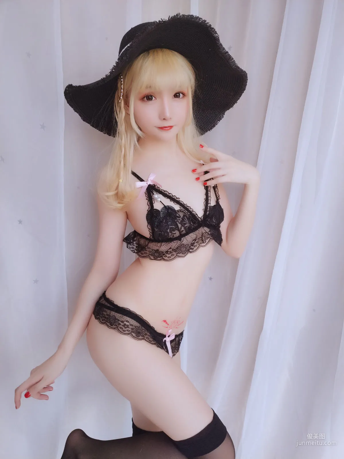 Coser Girl Xingzhi Chichi, Happy Holiday Pack [Cosplay] Photo Set photo 9
