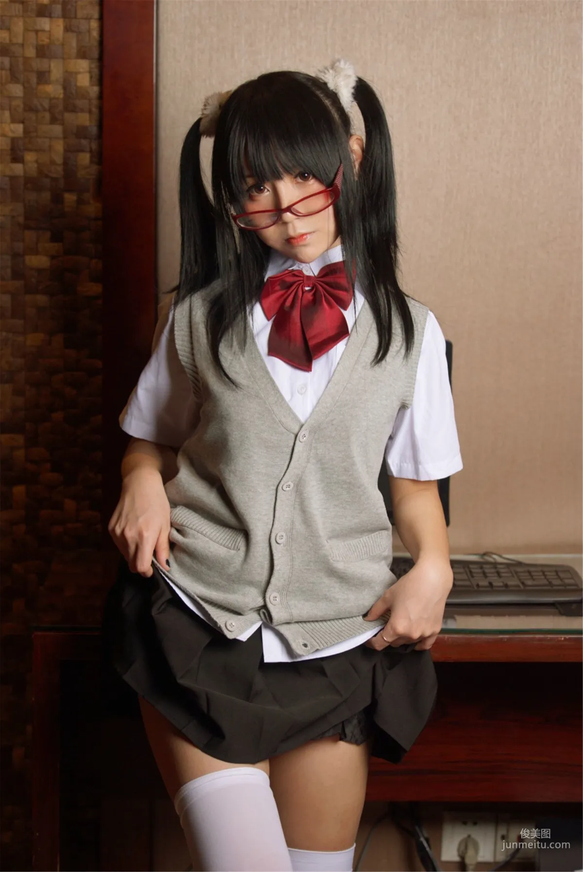 COSER Baiyin 81 & Yao Yaole, Sisters Silk Seduction [Cosplay Bonus] Photo Set photo 19