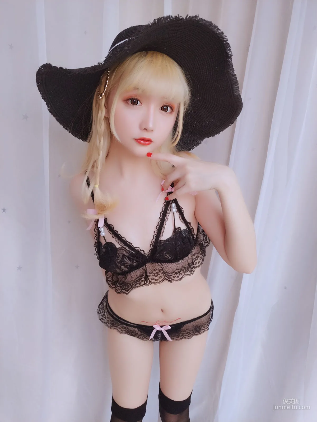 Coser Girl Xingzhi Chichi, Happy Holiday Pack [Cosplay] Photo Set photo 12